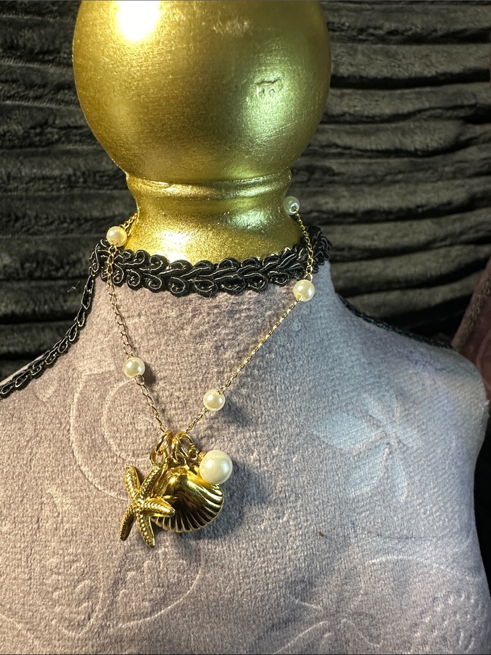 Gold Seashell & Starfish Pendant Bracelet with Pearl Accents